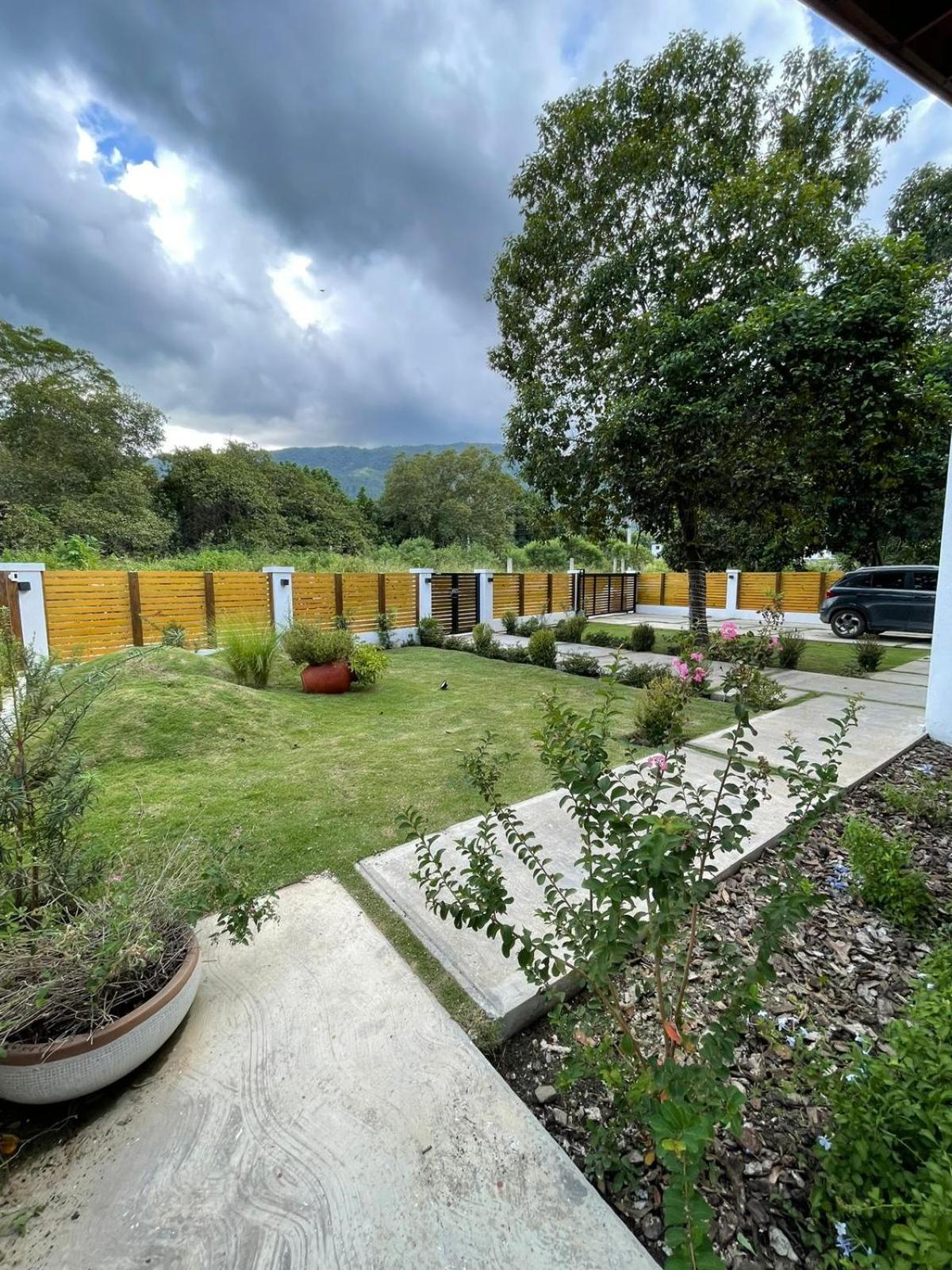 Villa Cielito Del Yaque - Jarabacoa - Rio Privado - Picuzzi Climatizado Buitenkant foto